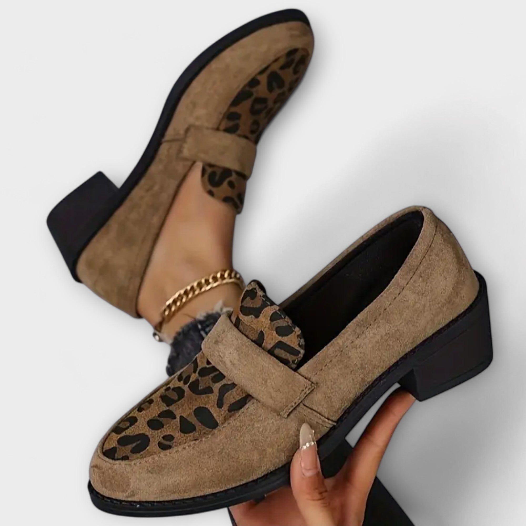 Aurora - Eleganckie damskie buty w panterkę